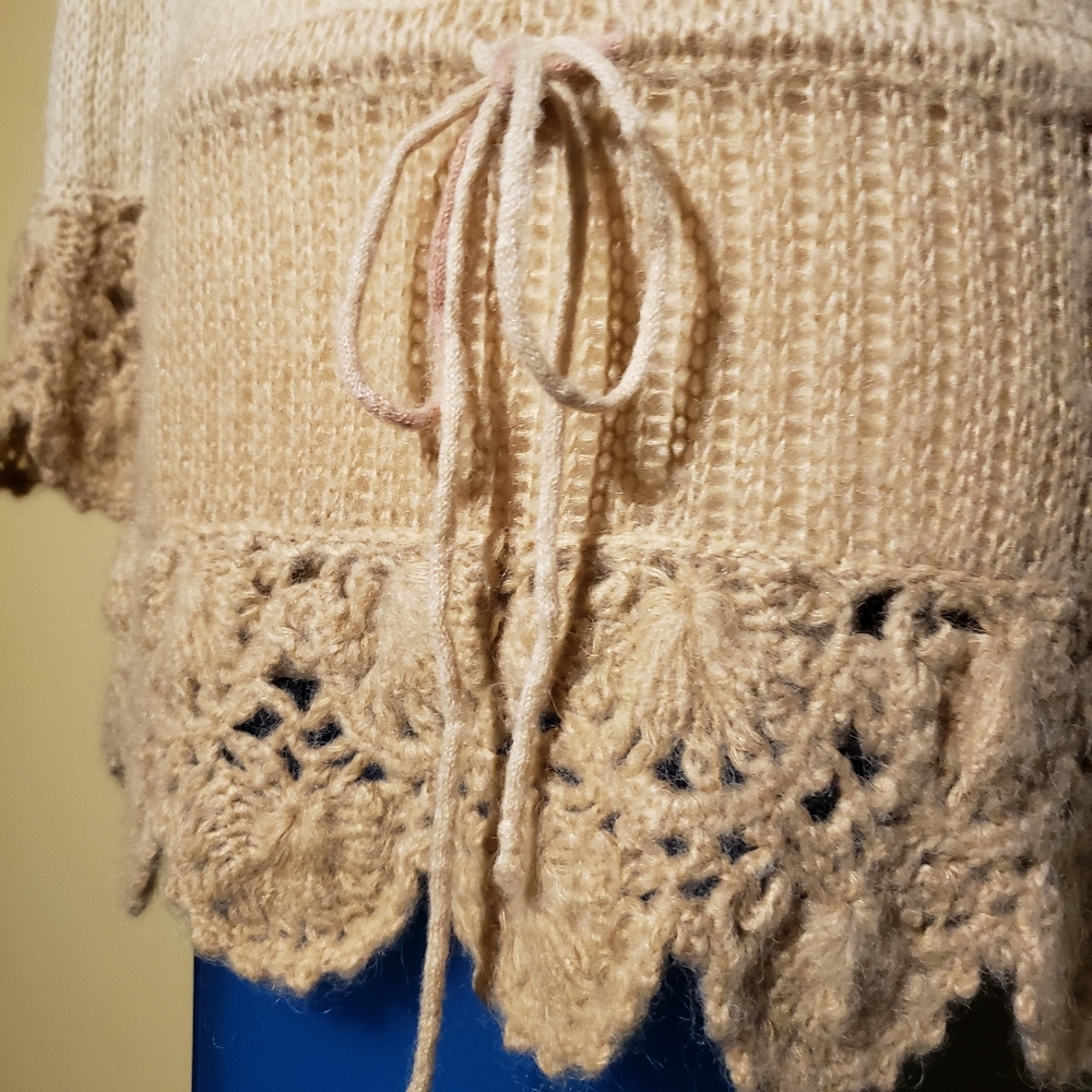 Boho sweater. - Picture 9 of 11